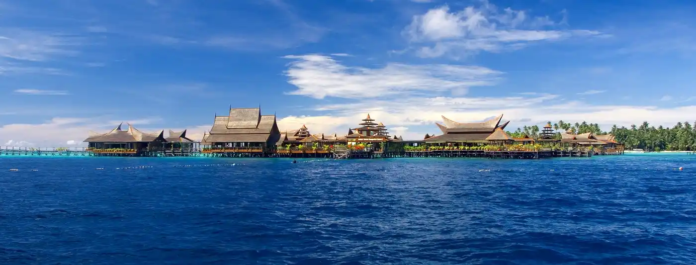 Robert Lo's Mabul Water Bungalows House Reef