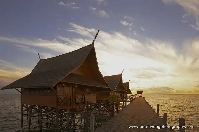 Sipadan-Kapalai Dive Resort, built over the Ligitan Reefs.