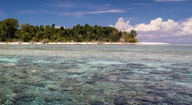 Pulau Sipadan lighthouse, built in July 1962, on the south side of the island.