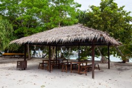 Pom Pom Island: Pom Pom Island Resort