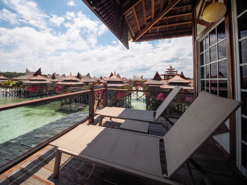 Expansive balcony offering panoramic ocean horizons.