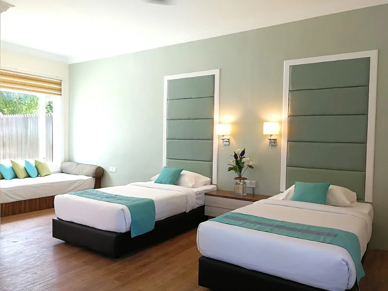 Cozy and practical layout for diving guests in the Premium room.