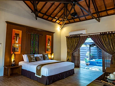 Luxury Villa with a master double bed and direct sea views.