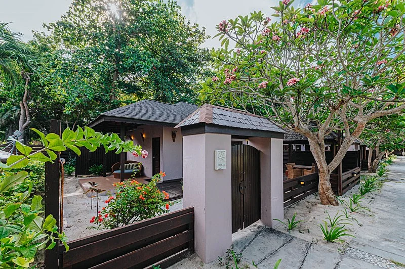 Private beachfront setting of the exclusive Mataking Villa.