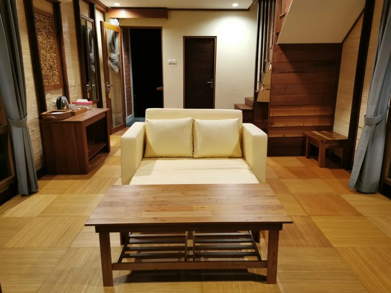 Spacious separate living room, perfect for families or small groups.